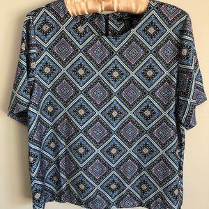 Forever 21 Short Sleeve Blouse